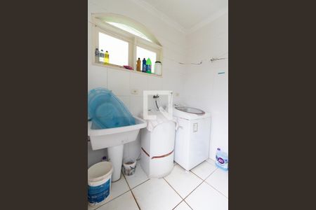 Casa à venda com 500m², 3 quartos e 7 vagas Casa à venda com 500m², 3 quartos e 7 vagasÁrea de Serviço