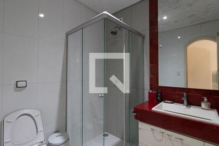 Casa à venda com 500m², 3 quartos e 7 vagas Casa à venda com 500m², 3 quartos e 7 vagasBanheiro da Suíte 2