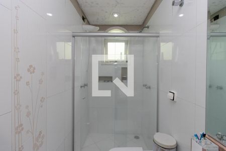 Casa à venda com 500m², 3 quartos e 7 vagas Casa à venda com 500m², 3 quartos e 7 vagasBanheiro da Suíte 1