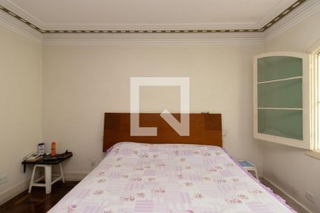 Casa à venda com 500m², 3 quartos e 7 vagas Casa à venda com 500m², 3 quartos e 7 vagasQuarto Suíte 1