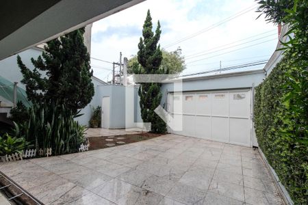 Casa à venda com 500m², 3 quartos e 7 vagas Casa à venda com 500m², 3 quartos e 7 vagasGaragem