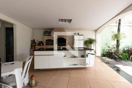 Casa à venda com 500m², 3 quartos e 7 vagas Casa à venda com 500m², 3 quartos e 7 vagasÁrea Gourmet