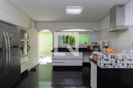 Casa à venda com 500m², 3 quartos e 7 vagas Casa à venda com 500m², 3 quartos e 7 vagasCozinha