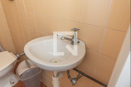 Apartamento à venda com 97m², 2 quartos e 2 vagasBanheiro de Serviço