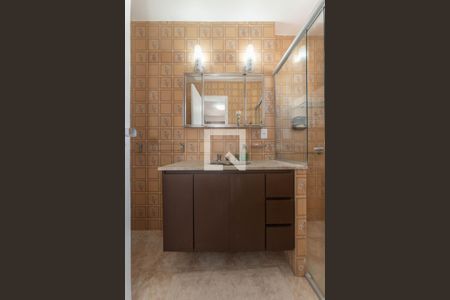 Apartamento à venda com 97m², 2 quartos e 2 vagasBanheiro da Suíte