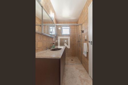 Apartamento à venda com 97m², 2 quartos e 2 vagasBanheiro da Suíte