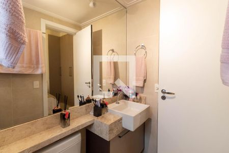 Apartamento à venda com 73m², 3 quartos e 2 vagas Apartamento à venda com 73m², 3 quartos e 2 vagasBanheiro da Suíte