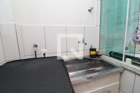 Casa à venda com 80m², 2 quartos e 2 vagasÁrea de Serviço