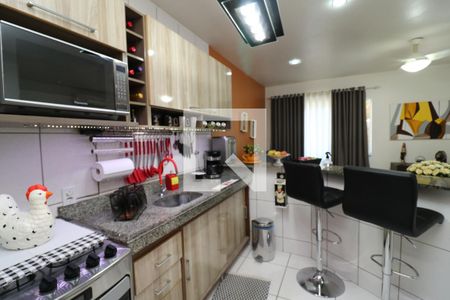 Casa à venda com 80m², 2 quartos e 2 vagasCozinha