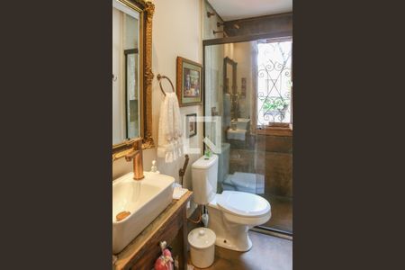 Casa à venda com 120m², 2 quartos e 1 vaga Casa à venda com 120m², 2 quartos e 1 vagaBanheiro Social