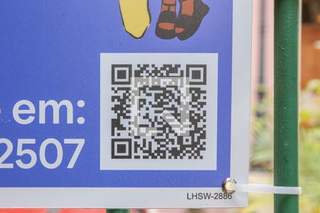 Casa à venda com 120m², 2 quartos e 1 vaga Casa à venda com 120m², 2 quartos e 1 vagaFachada