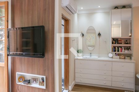 Casa à venda com 120m², 2 quartos e 1 vaga Casa à venda com 120m², 2 quartos e 1 vagaSuíte