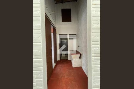 Casa de condomínio para alugar com 60m², 2 quartos e 1 vaga Casa de condomínio para alugar com 60m², 2 quartos e 1 vagaBanheiro
