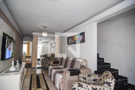 Casa à venda com 125m², 5 quartos e 3 vagas Casa à venda com 125m², 5 quartos e 3 vagasSala