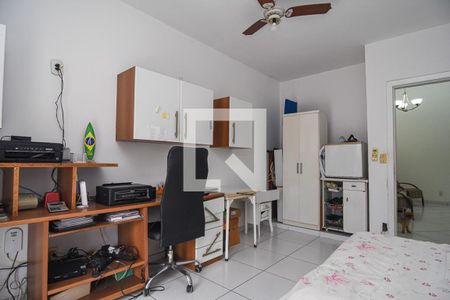 Casa à venda com 125m², 5 quartos e 3 vagas Casa à venda com 125m², 5 quartos e 3 vagasQuarto 2