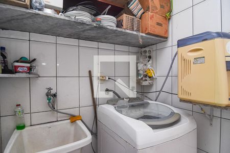 Casa à venda com 125m², 5 quartos e 3 vagas Casa à venda com 125m², 5 quartos e 3 vagasLavanderia