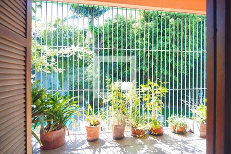 Casa à venda com 520m², 4 quartos e 5 vagasSuíte 2 - Varanda