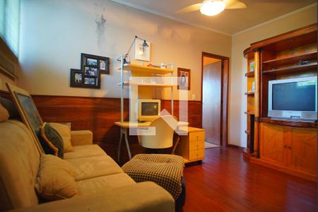 Casa à venda com 520m², 4 quartos e 5 vagasSala de TV