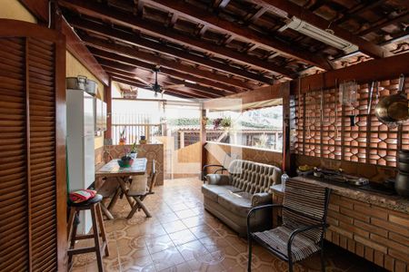 Casa à venda com 998m², 4 quartos e 7 vagasedícula