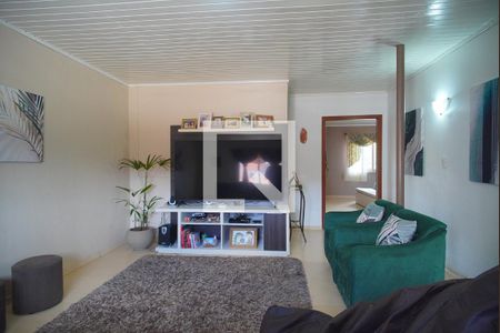 Casa à venda com 240m², 3 quartos e 2 vagas Casa à venda com 240m², 3 quartos e 2 vagasSala de TV