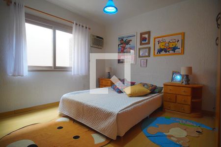 Casa à venda com 240m², 3 quartos e 2 vagas Casa à venda com 240m², 3 quartos e 2 vagasQuarto 2