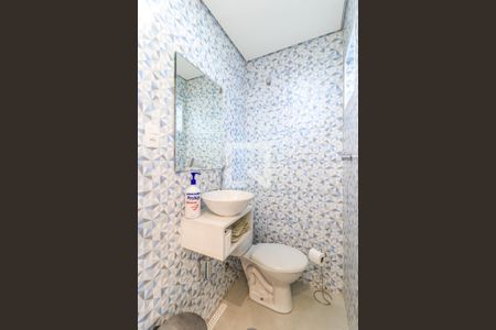 Casa à venda com 150m², 3 quartos e 2 vagasBanheiro de Serviço