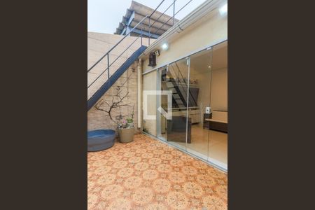 Casa à venda com 150m², 3 quartos e 2 vagasQuintal