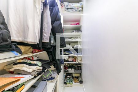 Casa à venda com 150m², 3 quartos e 2 vagasCloset da Suíte