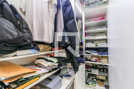 Casa à venda com 150m², 3 quartos e 2 vagasCloset da Suíte