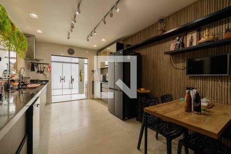 Casa de condomínio à venda com 600m², 4 quartos e 3 vagasCozinha