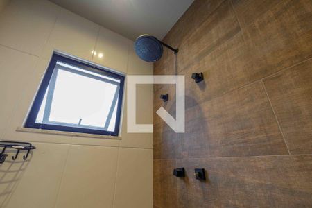 Casa de condomínio à venda com 600m², 4 quartos e 3 vagasBanheiro da Suíte 2