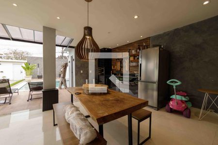 Casa de condomínio à venda com 600m², 4 quartos e 3 vagasÁrea de Lazer