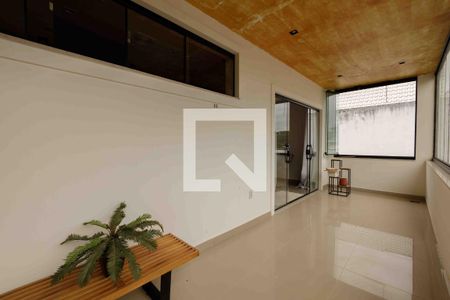 Casa de condomínio à venda com 600m², 4 quartos e 3 vagasVaranda da Suíte 4