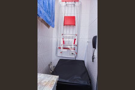 Apartamento à venda com 53m², 2 quartos e 1 vaga Apartamento à venda com 53m², 2 quartos e 1 vagaÁrea de Serviço