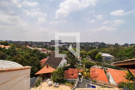 Casa à venda com 324m², 4 quartos e 4 vagas Casa à venda com 324m², 4 quartos e 4 vagasVista da Suíte Americana 2