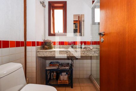 Casa à venda com 324m², 4 quartos e 4 vagas Casa à venda com 324m², 4 quartos e 4 vagasBanheiro da Suíte 2