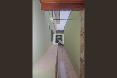 Casa à venda com 150m², 3 quartos e 2 vagas Casa à venda com 150m², 3 quartos e 2 vagasCorredor