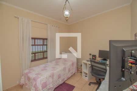 Casa à venda com 150m², 3 quartos e 2 vagas Casa à venda com 150m², 3 quartos e 2 vagasQuarto