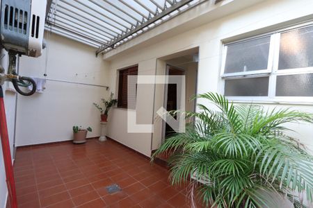 Casa à venda com 170m², 3 quartos e 2 vagasQuintal
