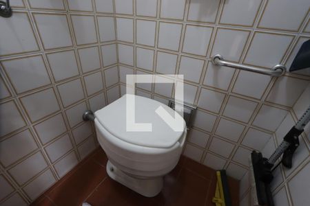 Casa à venda com 170m², 3 quartos e 2 vagasBanheiro de serviço