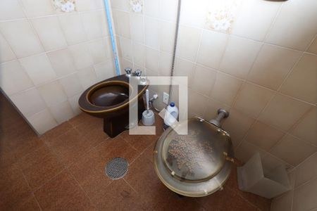 Casa à venda com 170m², 3 quartos e 2 vagasBanheiro Social