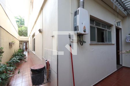 Casa à venda com 170m², 3 quartos e 2 vagasQuintal