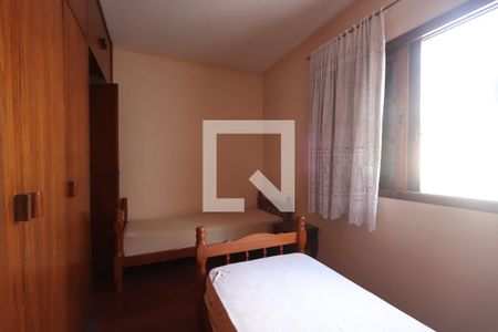 Casa à venda com 170m², 3 quartos e 2 vagasQuarto 2