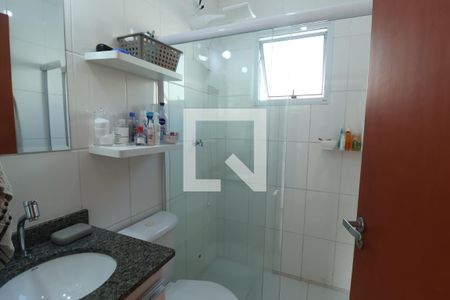Casa de condomínio à venda com 132m², 3 quartos e 3 vagasBanheiro da Suíte