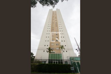 Apartamento à venda com 67m², 2 quartos e 1 vaga Apartamento à venda com 67m², 2 quartos e 1 vagaFachada