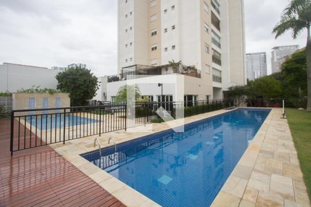 Apartamento à venda com 67m², 2 quartos e 1 vaga Apartamento à venda com 67m², 2 quartos e 1 vagaPiscina