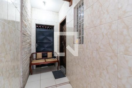 Casa à venda com 200m², 3 quartos e 2 vagasCorredor de Entrada