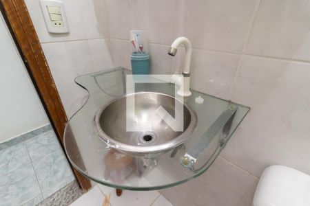 Casa à venda com 200m², 3 quartos e 2 vagasBanheiro 2