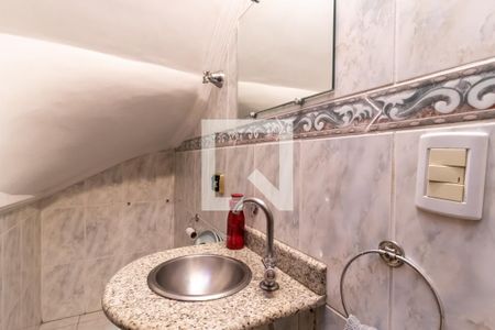 Casa à venda com 200m², 3 quartos e 2 vagasLavabo