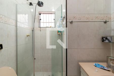 Casa à venda com 200m², 3 quartos e 2 vagasBanheiro da Suíte